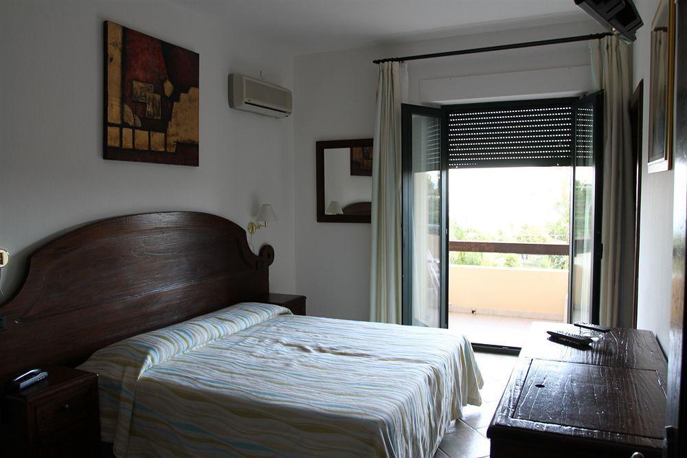 Hotel Mediterraneo Santa Maria Navarrese Dış mekan fotoğraf